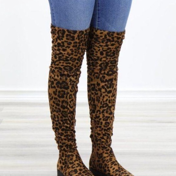 🆕leopard thigh high boots - Picture 3 of 6